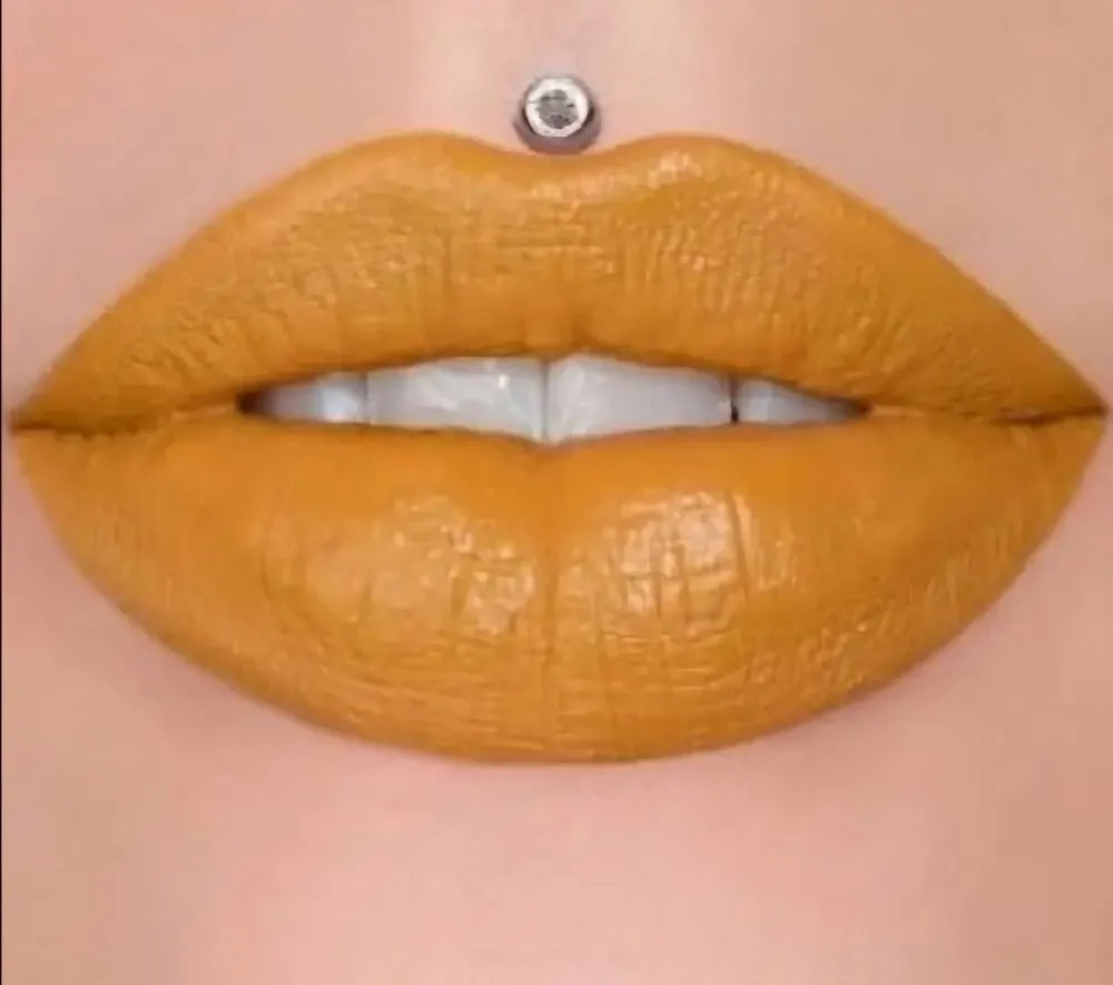 JEFFREE STAR COSMETICS - VELVET TRAP LIPSTICK 